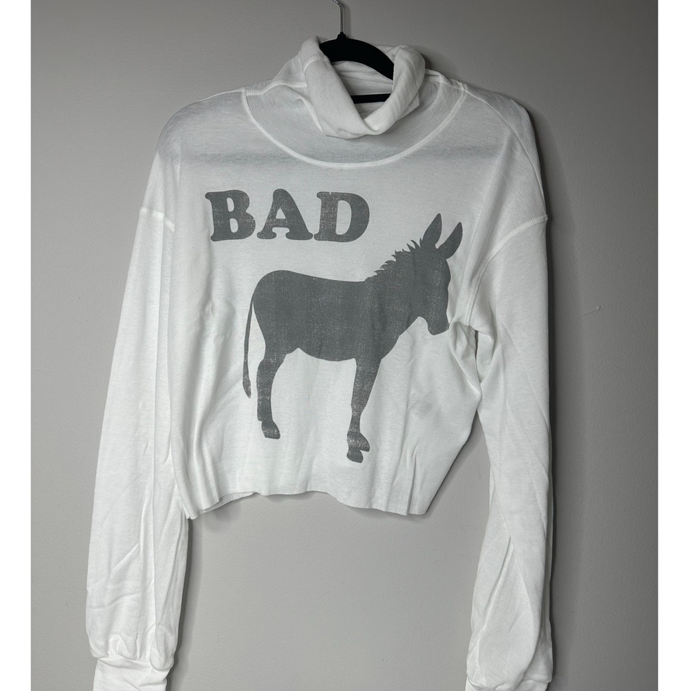 NWT Recycled Karma Bad Donkey White Cropped Turtle Neck Long Sleeve T-Shirt Sz M